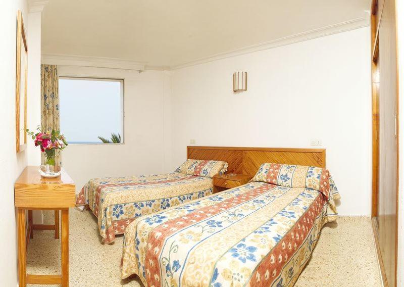 Apartamentos Bon Sol - Los Rosales - Ab Group Playa d'en Bossa Szoba fotó